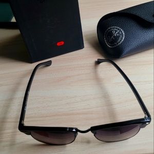 Ray-Ban Clubmaster New In Box
